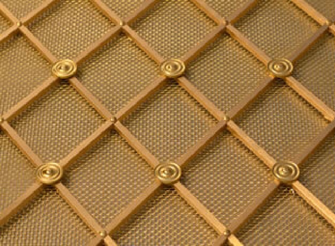Medium Diamond Alternate Plain Rosette Regency Grille
